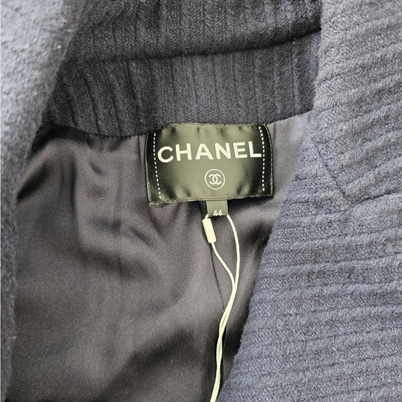 Chanel Wool Navy coat - Picture 2 of 15